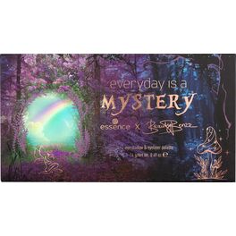 ESSENCE X BEAUTY BENZZ EVERYDAY IS A MYSTERY EYESHADOW & EYELINER PALETTE 01