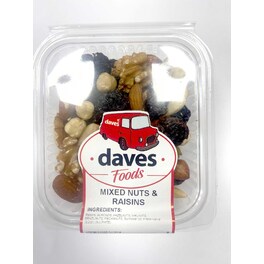 DAVES NUTS TRAY MIXED NUTS AND RAISINS 160G